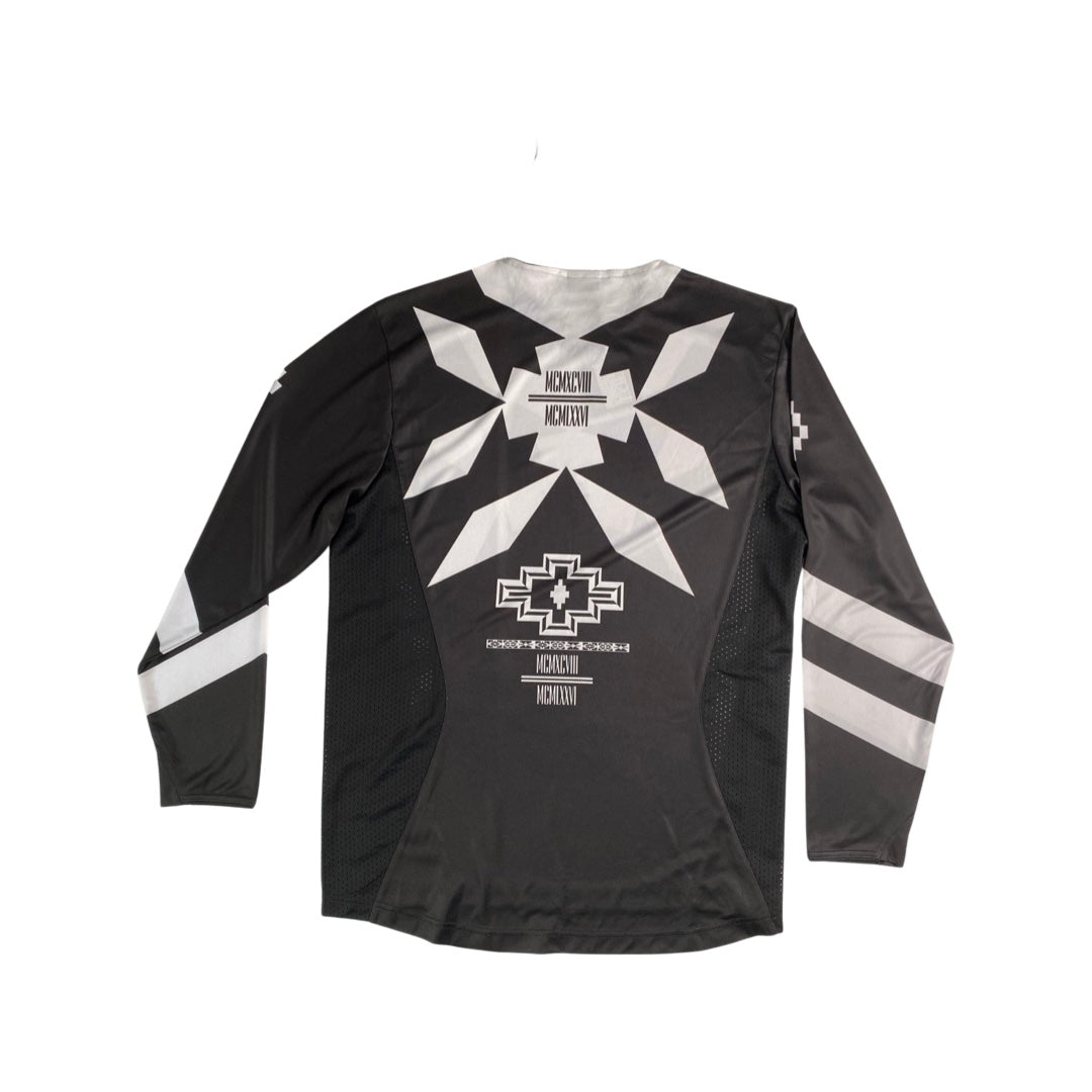 Marcelo Burlon T-Shirt Trikot “Lazar Place” -black