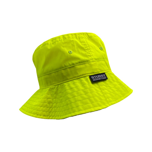Stüssy hat "Reflective" - neon yellow